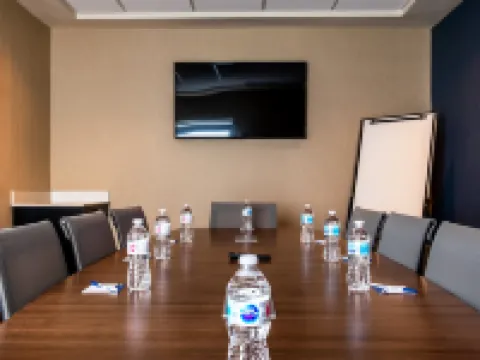 Holiday Inn Express & Suites EDMONTON-INTERNATIONAL AIRPORT by IHG Hoteles en Nisku