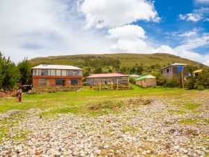 Titicaca Lodge - Luquina