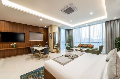 Royal Room Anan Hotel Photo