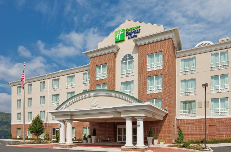 Holiday Inn Express & Suites Bethlehem by IHG