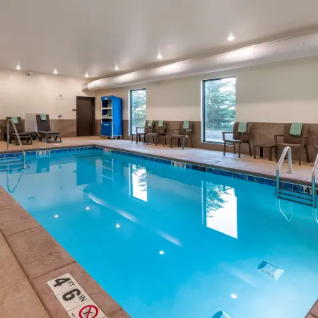 Comfort Inn & Suites