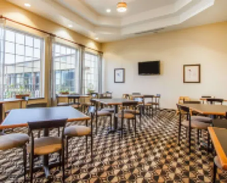 Quality Inn & Suites Greenville I-65 Hotels in Greenville