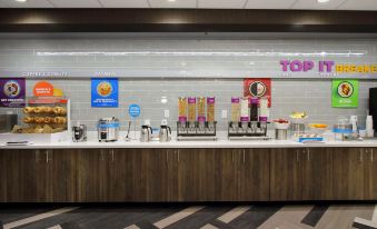 Tru by Hilton Meridian