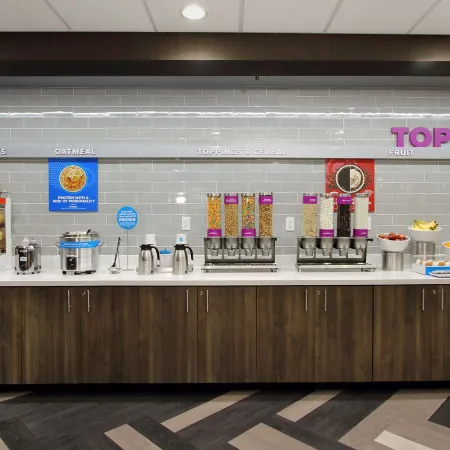 Tru by Hilton Meridian
