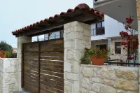 Iades Hotels in Afytos