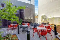 Travelodge Hotel Sydney Airport Hotels in Tempe