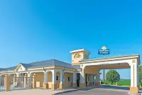 Days Inn & Suites by Wyndham Osceola AR Hotels in Osceola
