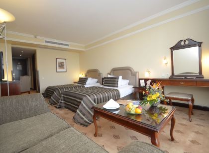 Karaca Hotel