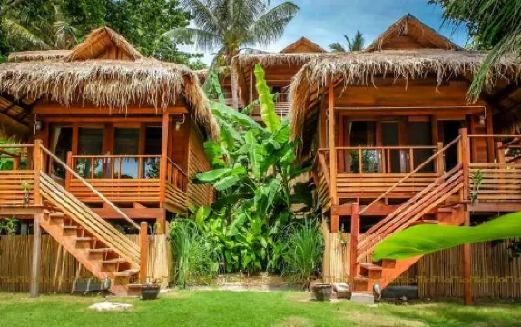 Ten Moons Lipe Resort