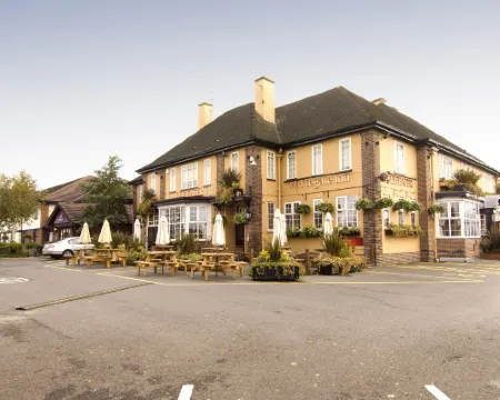 Oldham (Broadway) Hotels in Chadderton