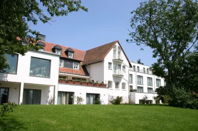 Hotel Birkenhof Các khách sạn gần Schloßgarten Steinheim