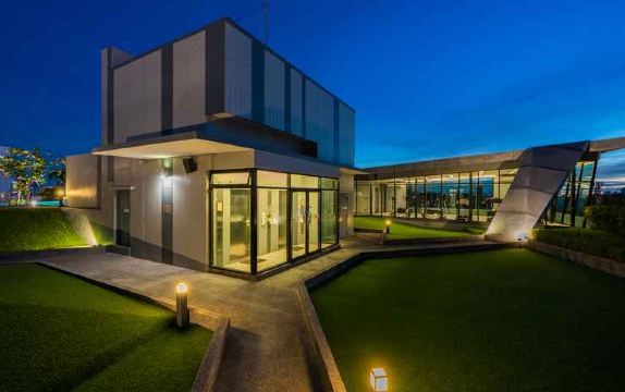 스리나카린 호텔