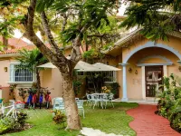 Chez Waffle Hotel Hotels in Puerto Aventuras
