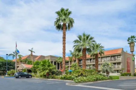 Holiday Inn Express Palm Desert