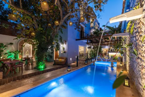 Le Muuch Hotel