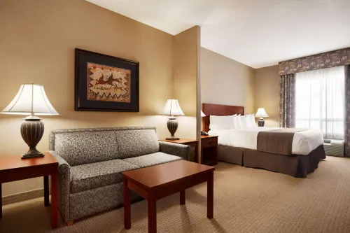Days Inn & Suites by Wyndham Strathmore Hotel a Strathmore
