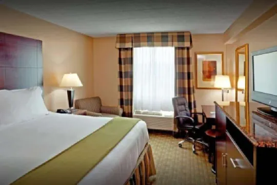 Days Hotel by Wyndham North Bergen /NYC Area Hotels near Port Imperial / Weehawken