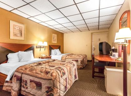 Rodeway Inn North