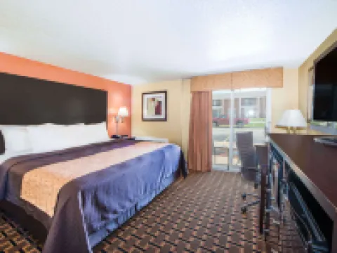 Days Inn by Wyndham Joplin Hotels in Joplin