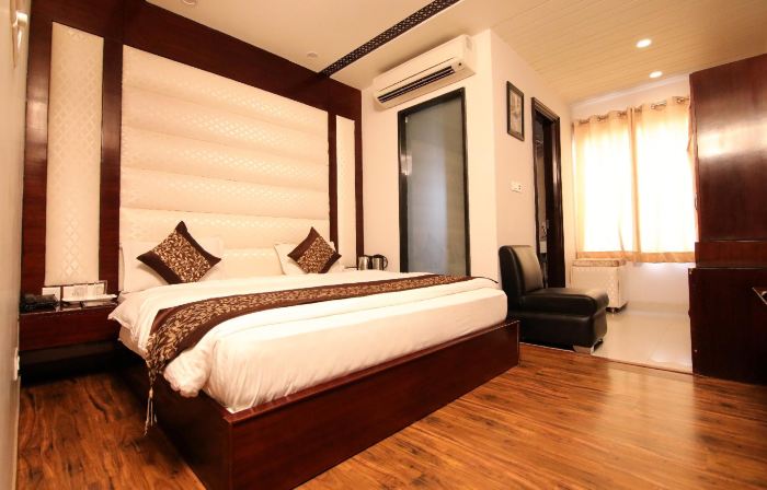 Hotel Seven Junction