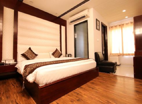 Hotel Seven Junction