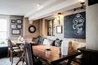 The Crown Inn Hotels in Soberton
