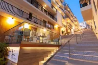 Pergola Hotel & Spa Hotels near Popeye Village