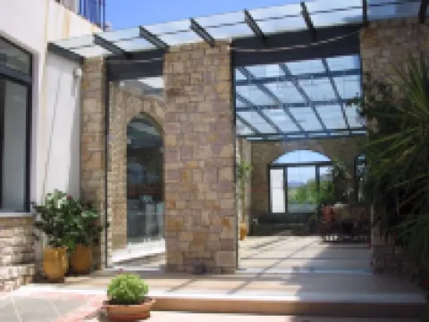 Olympic Village Hotel & Spa Hotels near أوليمبيا