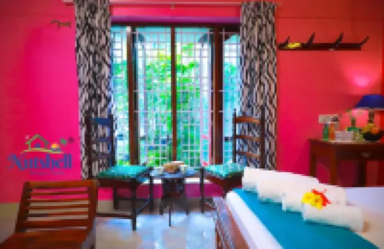 Nutshell-Airport Retreat by the Sea