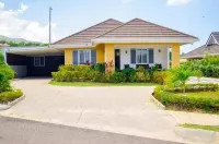 Villas Richmond Estate Hoteles en Plantation Village