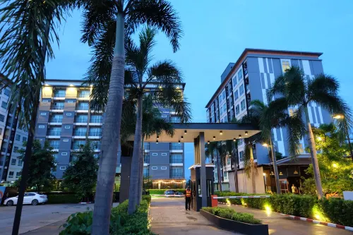 Interpark Hotel & Residence, Eastern Seaboard Rayong Hotels in Pluak Daeng