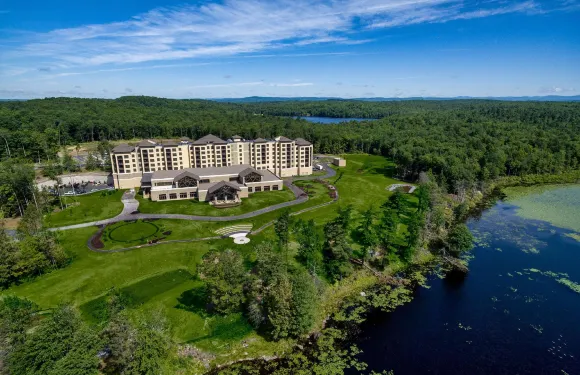 YO1長壽與健康度假村，貓山