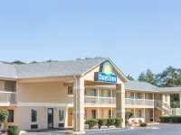 Days Inn by Wyndham Royston Hotels in Royston