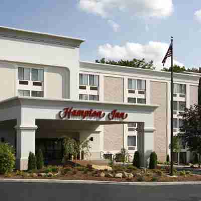 Hampton Inn Danbury Hotel Exterior
