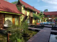 Bleu Verde, the Secret Garden - Turtle Point Beach
