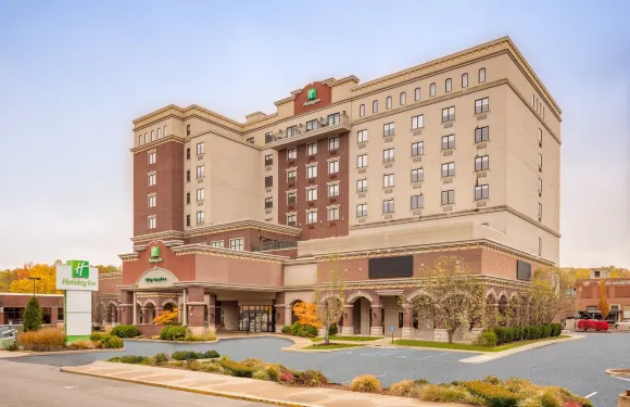 Holiday Inn 拉斐特市中心