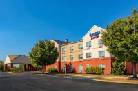 Fairfield by Marriott Inn & Suites Lancaster Hotels in Manheim Township