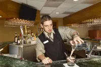 Embassy Suites by Hilton Winston Salem - bar