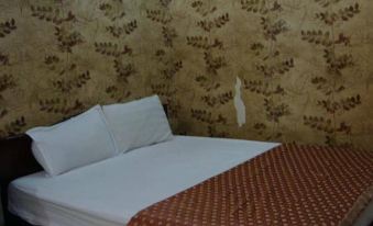 Loan Phuong Hotel