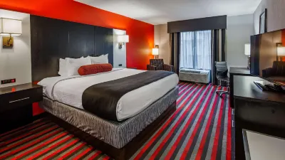 Comfort Inn & Suites Carrollton Hotels near Center Pointe Suites