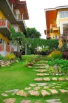Amarela Resort Отели рядом с достопримечательностью «Либаонг Уайт Бич»