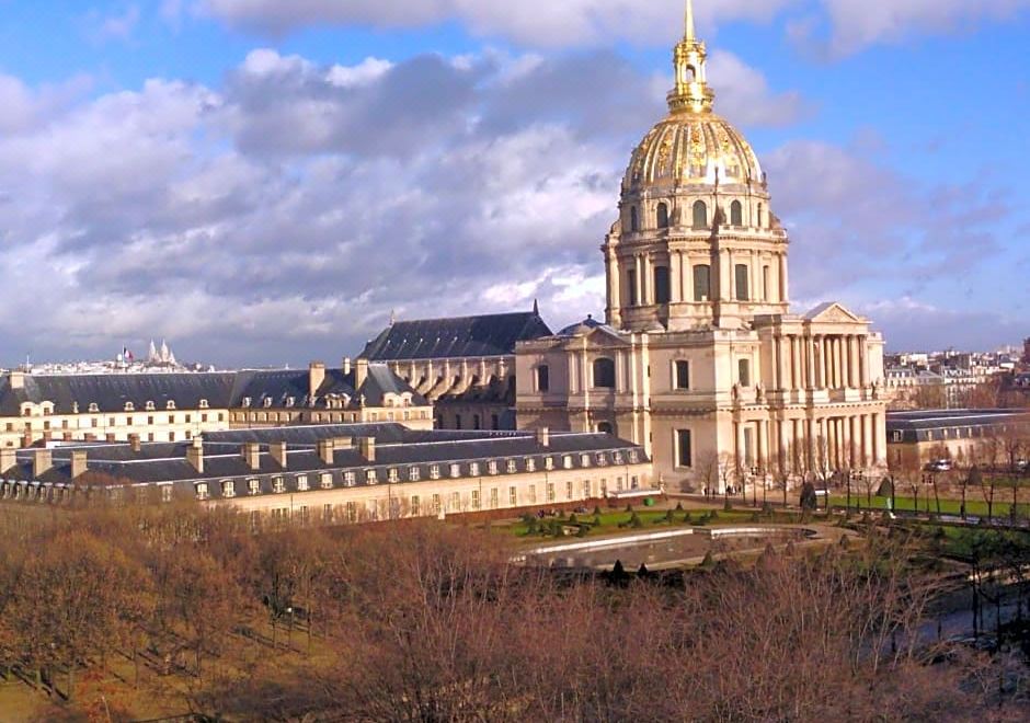 2. 호텔 드 프랑스..