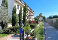 Four Points Flex by Sheraton Naples Marigliano Hôtels à proximité de : Chiesa di Santa Maria delle Grazie