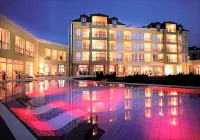 Parkhotel - piscina