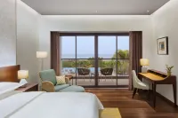Sheraton Grand Chennai Resort & Spa - Balkoner