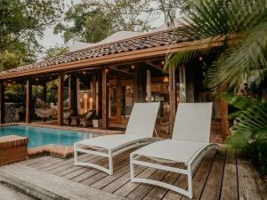 Sansara Surf and Yoga Resort - Retreat