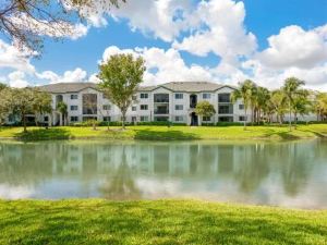 Bright and Modern Apartments at Palm Trace Landings in South Florida