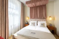 Hotel Kronprinz Berlin Hotels in Charlottenburg-Wilmersdorf
