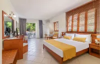 Porfi Beach Hotel - Pools