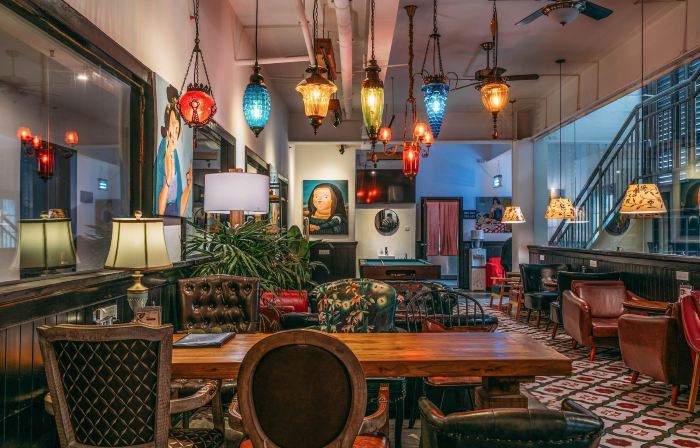 POSHPACKER Chengdu Flipflop Hostel